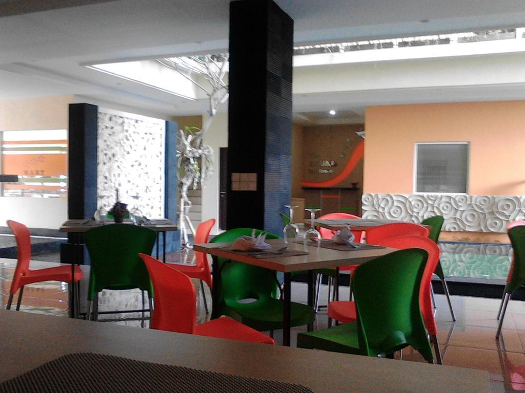 The Agung Residence Семиняк Екстериор снимка