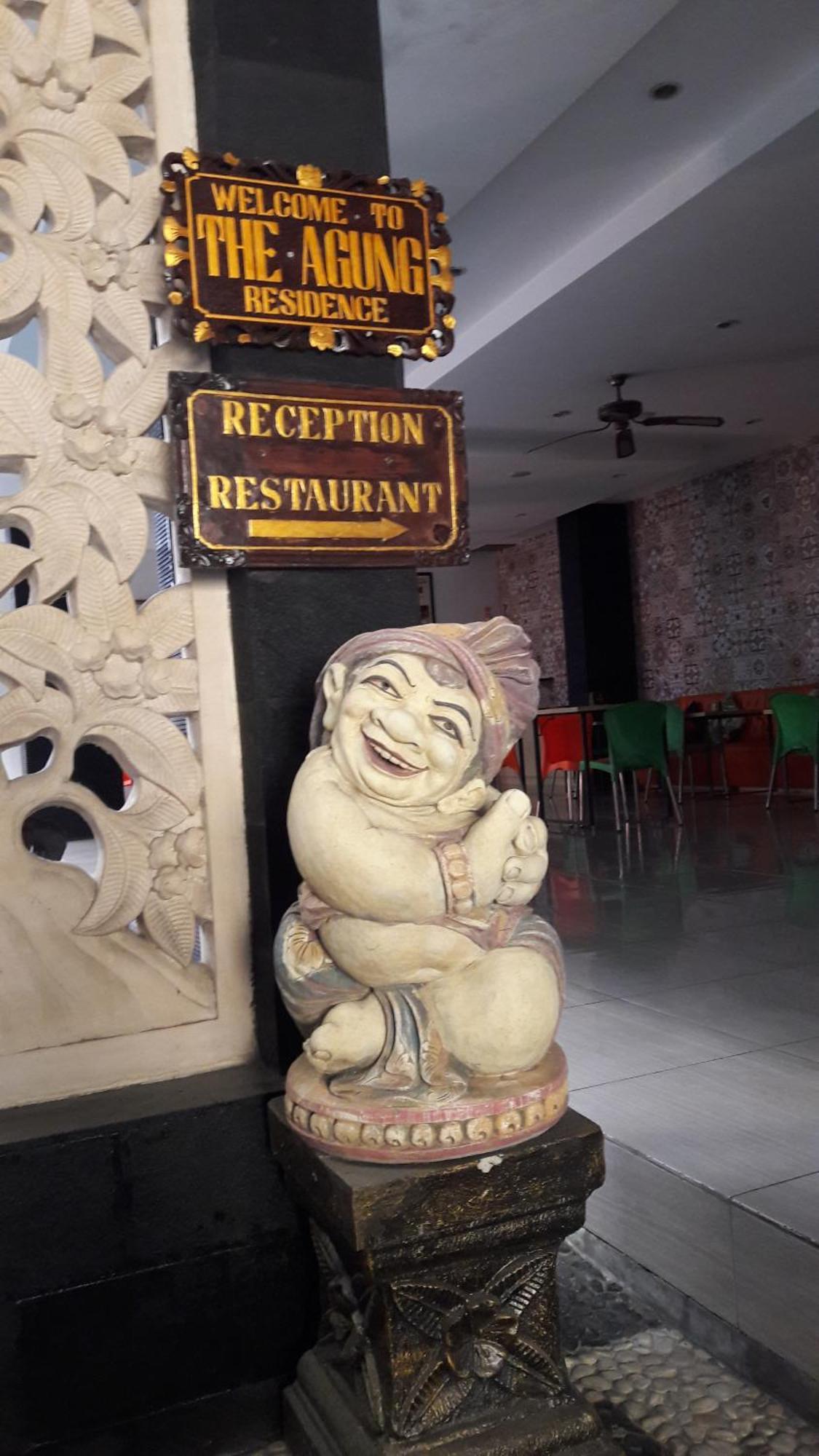 The Agung Residence Семиняк Екстериор снимка