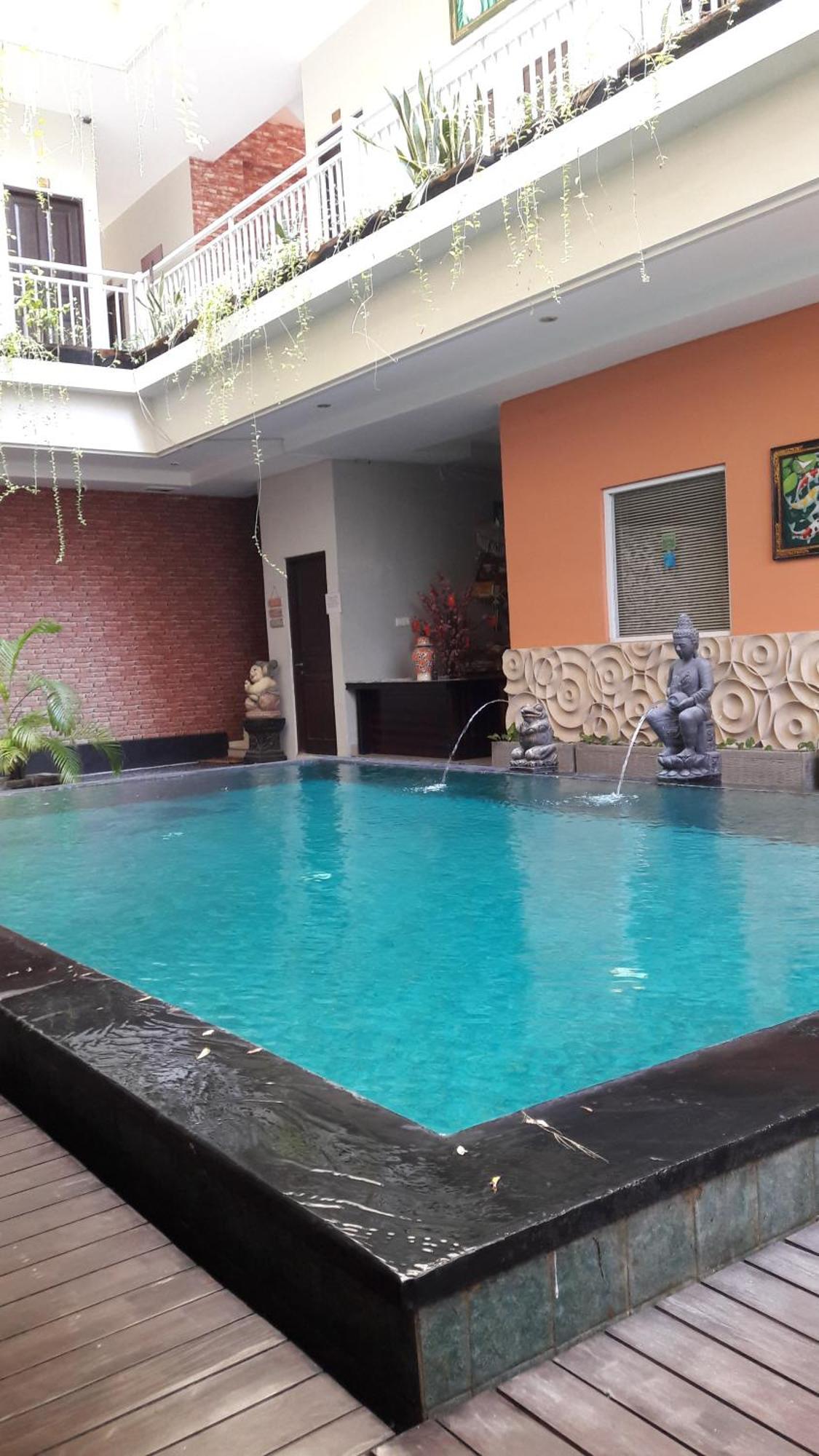 The Agung Residence Семиняк Екстериор снимка